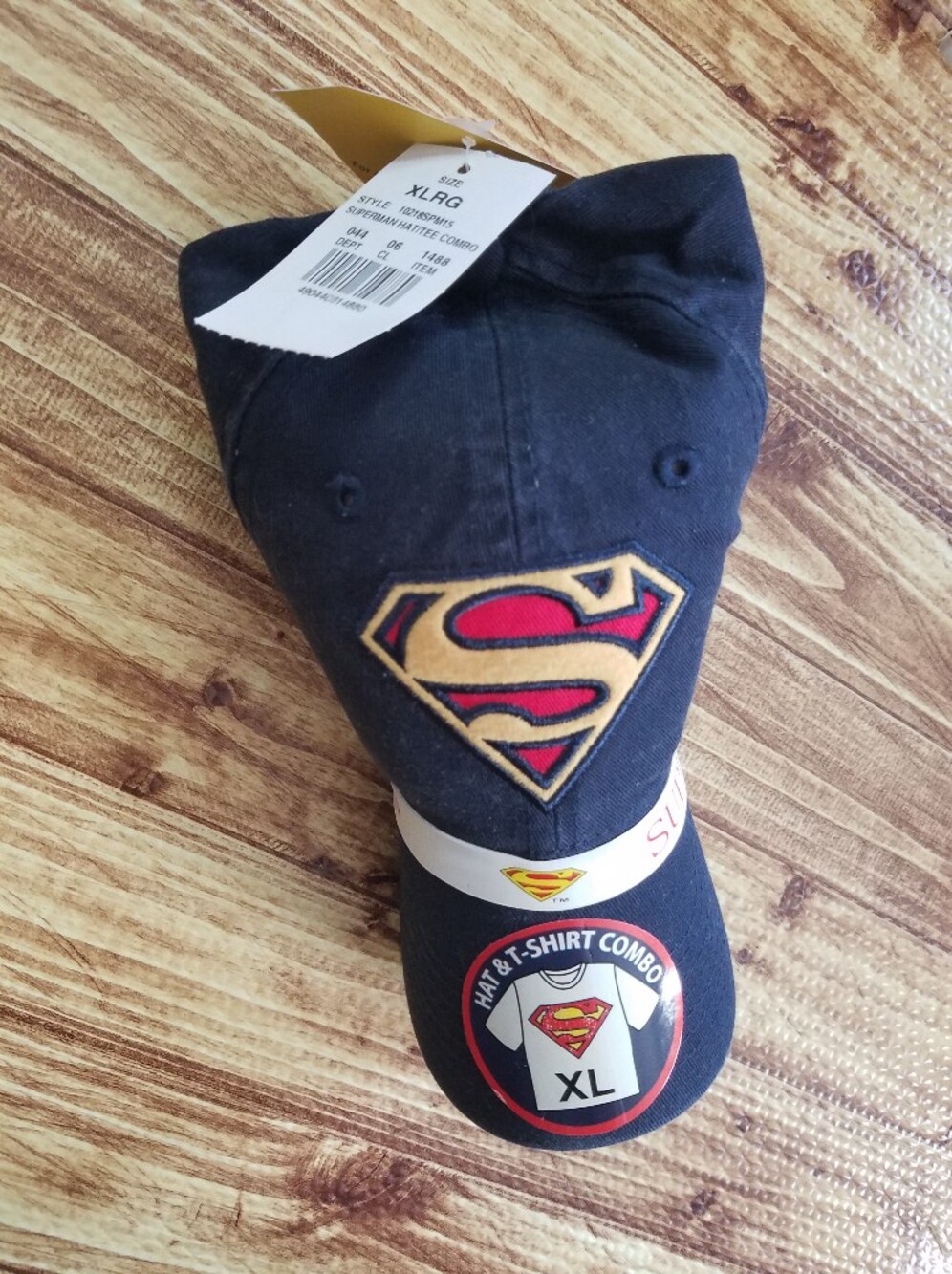 NWT DC Comics Superman Hat & T-Shirt Bundle Set XL OSFM